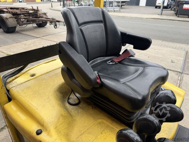Electric 4-wheel forklift Hyster E2.5XN MWB