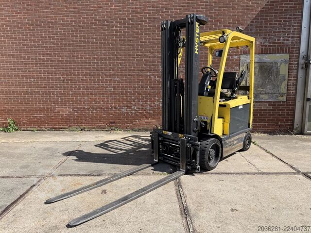 Electric 4-wheel forklift Hyster E2.5XN MWB