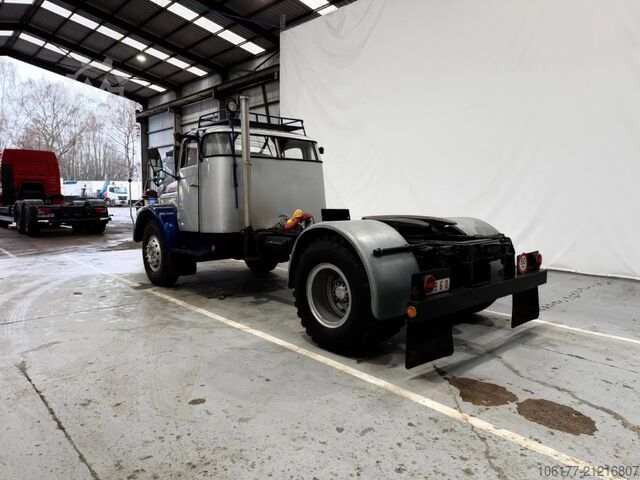 Standard-SZM Volvo L 485 Oldtimer