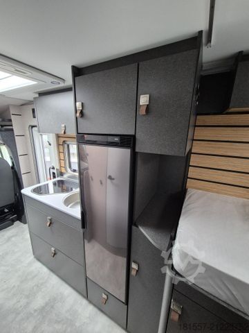 Teilintegriertes Wohnmobil HYMER/ERIBA ML-T CrossTrail 580 Winterpaket Bettverlängerung