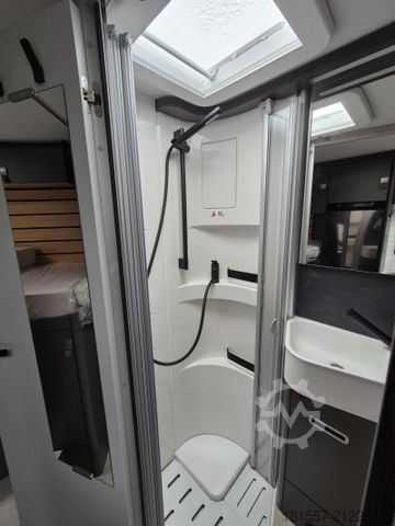 Teilintegriertes Wohnmobil HYMER/ERIBA ML-T CrossTrail 580 Winterpaket Bettverlängerung