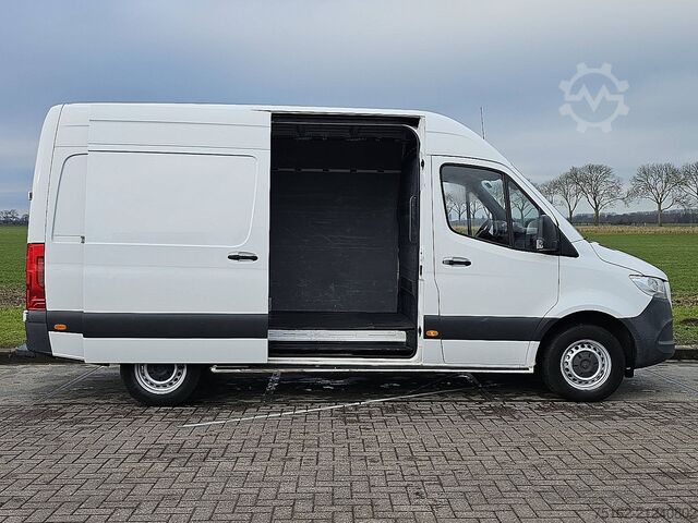 Hochdachkombi MERCEDES-BENZ SPRINTER 311 L2H2 Mbux RWD!