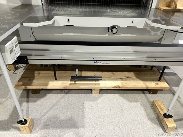 Paper cutting machine Baumann-Wohlenberg 132 TS ASE