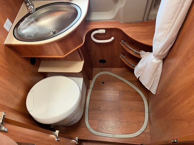 Kastenwagen Wohnmobil / Campervan GLOBECAR Globescout - Festbett - Markise - Klima - AHK -