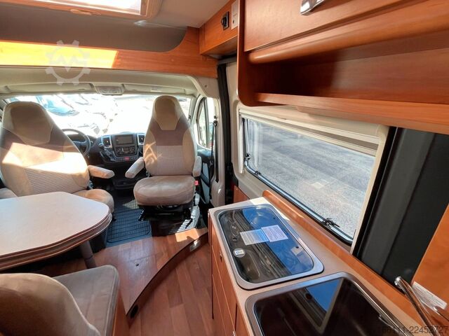 Kastenwagen Wohnmobil / Campervan GLOBECAR Globescout - Festbett - Markise - Klima - AHK -