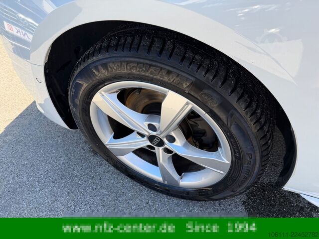 Minibus AUDI A4 Avant 30 TDI advanced DSG7-KAMERA MMI