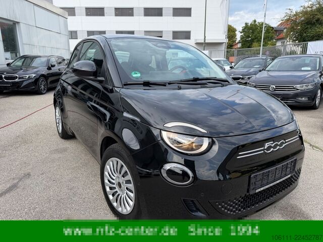 Van FIAT 500 e Red Paket Komfort