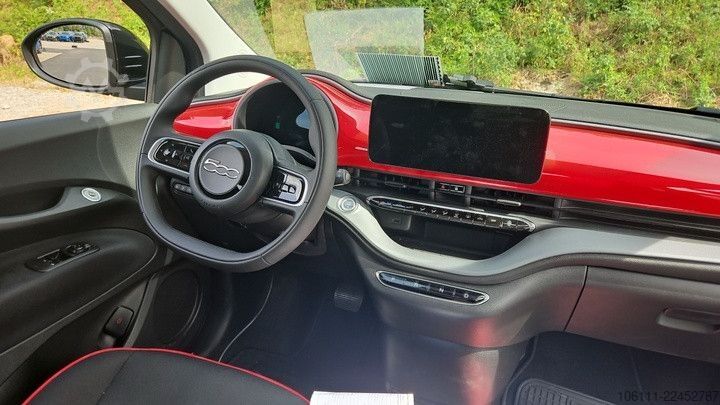 Van FIAT 500 e Red Paket Komfort