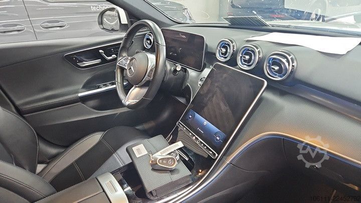 Kleinbus MERCEDES-BENZ C 220 d 4Matic AVANTGARDE Burmester® 3D