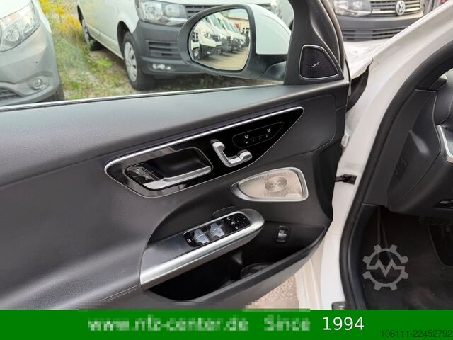 Minibus MERCEDES-BENZ C 220 d 4Matic AVANTGARDE Burmester® 3D AHK