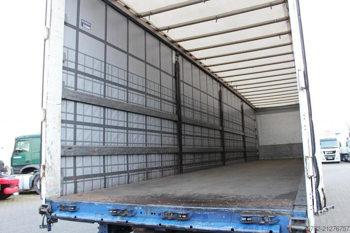 Auflieger mit Pritsche & Plane SCHMITZ Plane Edscha Gabelstaplerhalterung Lenkachse