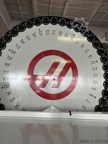 Vertikales Bearbeitungszentrum HAAS VF-4SS