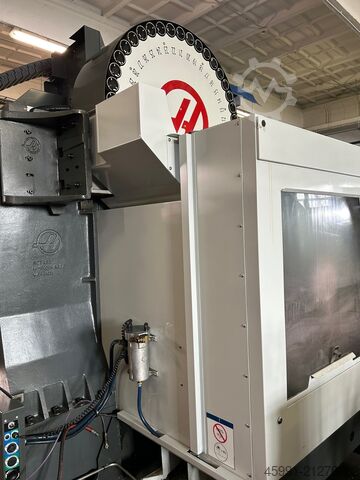 Vertikales Bearbeitungszentrum HAAS VF-4SS
