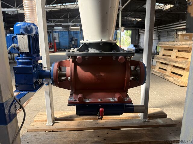 Cyclone separator with rotary airlock valve AGRIFON KM-20
