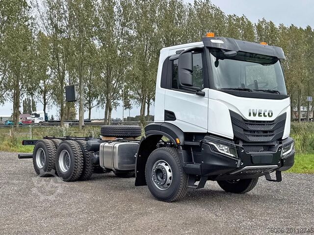 Chassis with cab Iveco T-Way AD380T43-3800 AT Chassis Cabin (12 units)