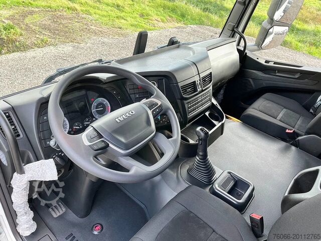 Standard-SZM Iveco T-Way AT720T47TH Tractor Head