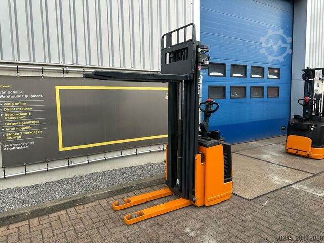 Electric triplex stacker Still EGVS14 4,940 mm STILL EGVS14