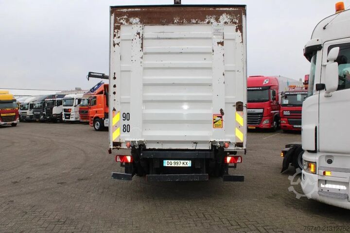 Box body Iveco Eurocargo 160e25 + lift + euro 6
