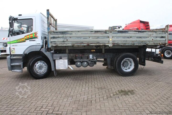 Tipper Mercedes-Benz Axor 1833 + tipper + manual