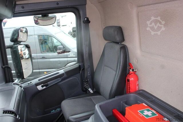 Refrigerated/freezer transport Scania P230 + CARRIER + euro 5