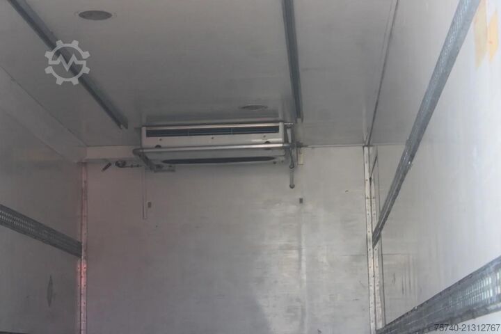 Refrigerated/freezer transport MAN TGM 18.280 + EURO 4 + LIFT + 18T