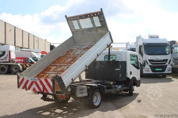 Kipper Nissan 45.13 + EURO 4 + C patent + tipper + MANUAL