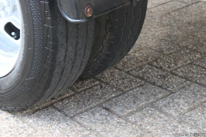 Kipper Nissan 45.13 + EURO 4 + C patent + tipper + MANUAL