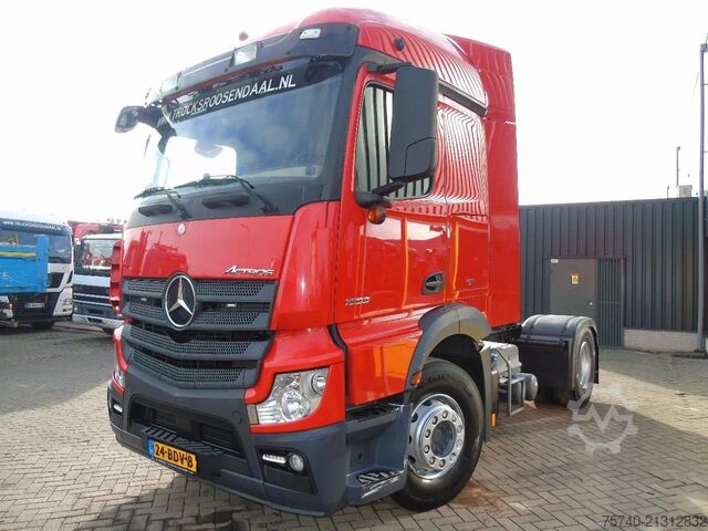 Standard tractor Mercedes-Benz Actros 1933 + SPOILER