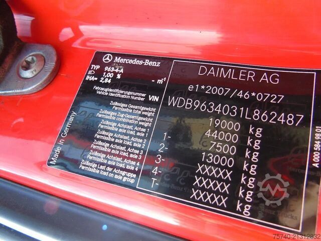 Standard tractor Mercedes-Benz Actros 1933 + SPOILER
