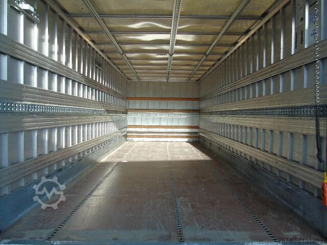 Koffer Volvo FL 16.240 + euro 5 + lift + 16t + MANUAL