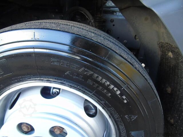 Koffer Volvo FL 16.240 + euro 5 + lift + 16t + MANUAL