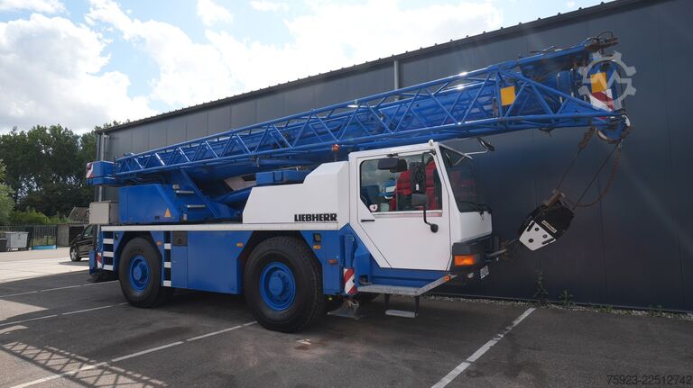 Kranwagen Liebherr LTM 1030
