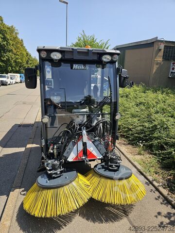 Road sweeper Hako Citymaster 1650