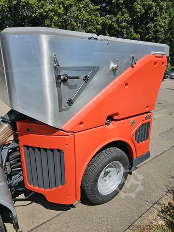 Road sweeper Hako Citymaster 1650