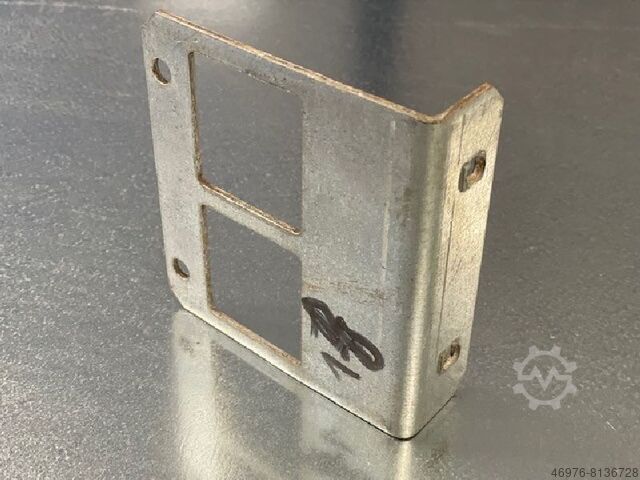 Halter Agraffenwinkel Palettenregal Bito PL 38/ sendzimir verzinkt/ Öffnungsmaß: 47x51 mm