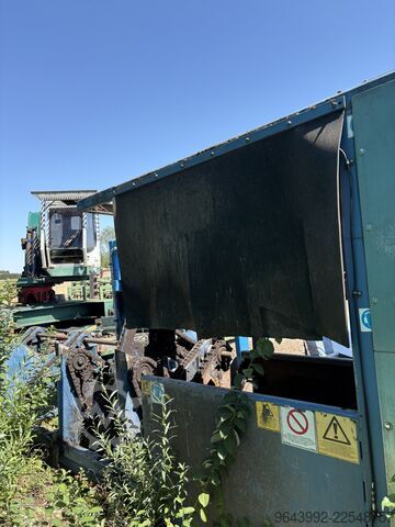 Log yard machinery Bruks Wurzelreduzierer 1400