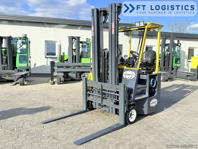 Vierwegestapler Combilift CB2500 GAS TRIPLEX 6000 FREE-LIFT