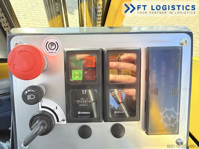 Vierwegestapler Combilift CB2500 GAS TRIPLEX 6000 FREE-LIFT