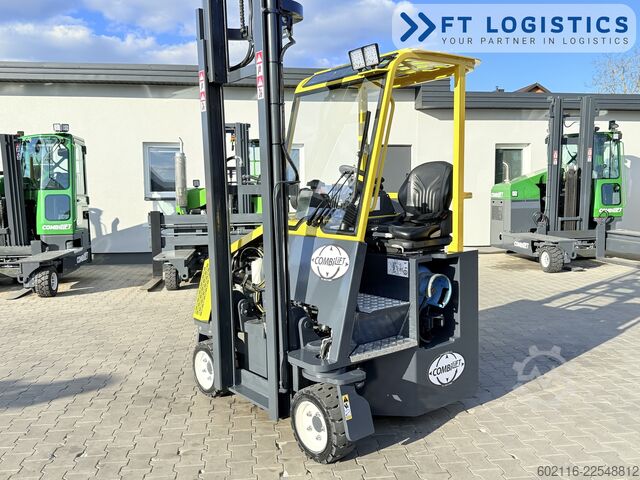 Vierwegestapler Combilift CB2500 GAS TRIPLEX 6000 FREE-LIFT