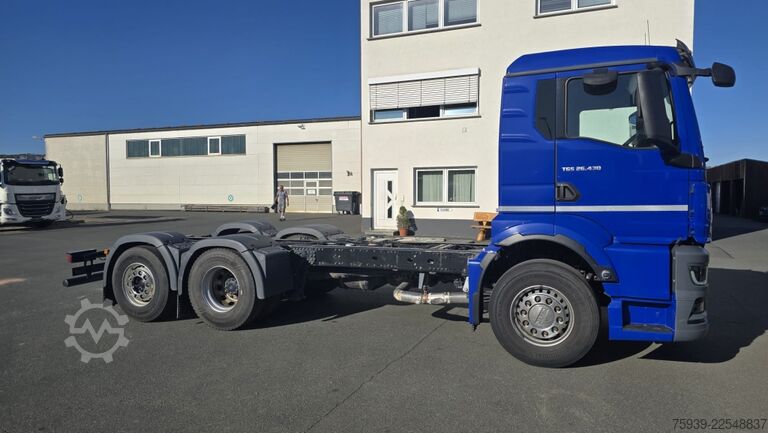 LKW-Fahrgestell MAN TGS 26.430 6x2