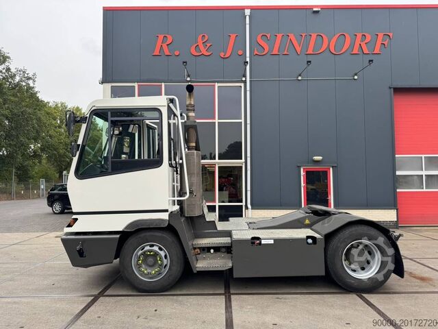 Terminal tractor Terberg YT182