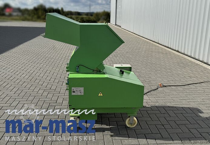 Holzhäcksler / Holzschredder ECUREX typ ETCR 10