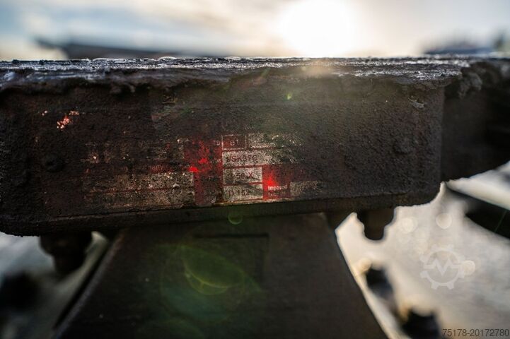 Standard tractor IVECO 570 X-WAY + INTARDER+HYDR.