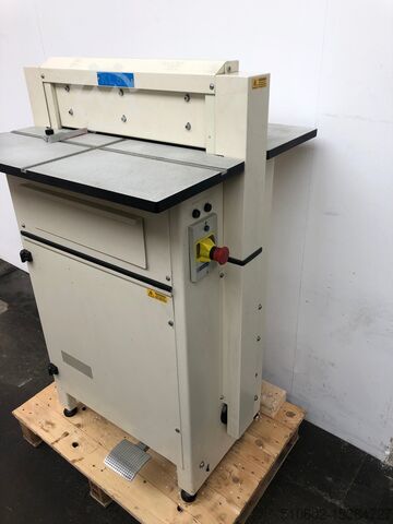 Buchbindemaschine Rilecart F-500 Spiral Binding Punch