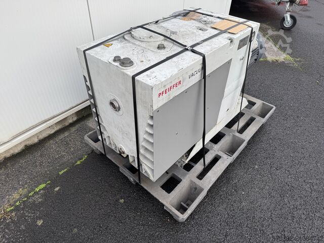 Vacuum pump Vacuum Pfeiffer DUO 250 A