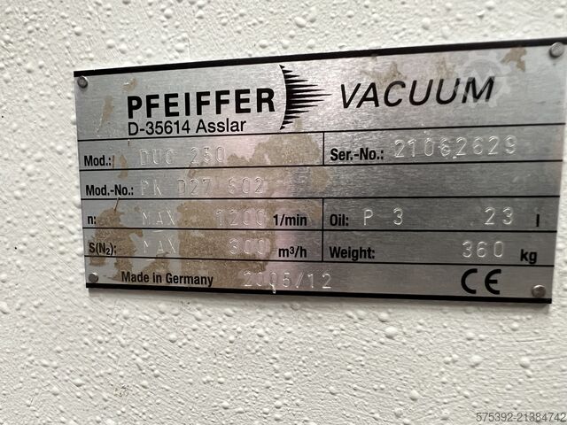 Vacuum pump Vacuum Pfeiffer DUO 250 A