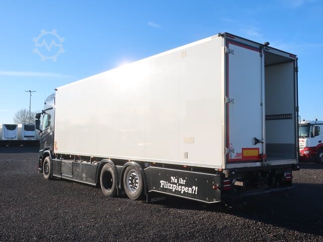 Refrigerated truck Scania R 450 6x2 TK Koffer Lenkachse Vollluft