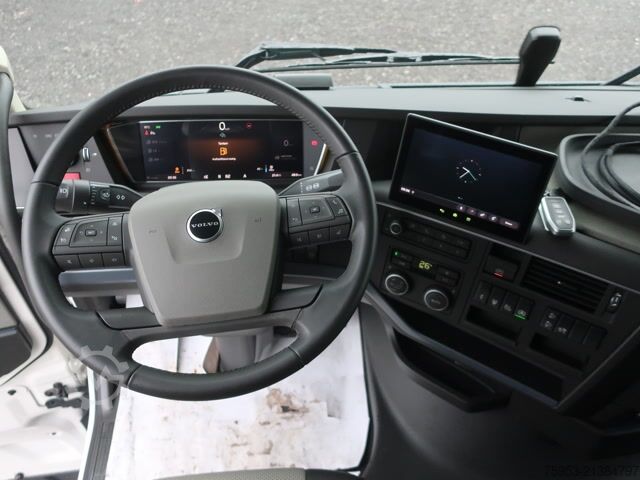 Standard tractor unit Volvo FH 500 Aero Euro 6 Globetrotter XL Leder Mikrowell