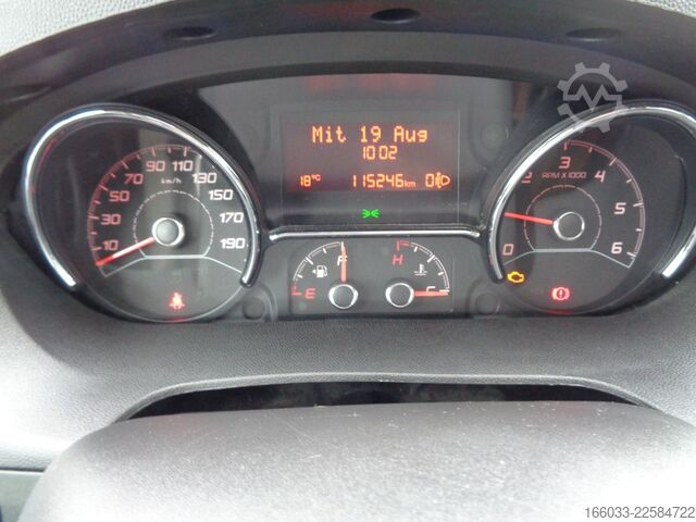 Teilintegriertes Wohnmobil WEINSBERG CaraCompact 600 MEG Pepper Peugeot