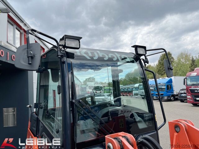 Radlader KUBOTA R082*Hydr.Schnellwechsler*Pal.Gabel*nur 539h*